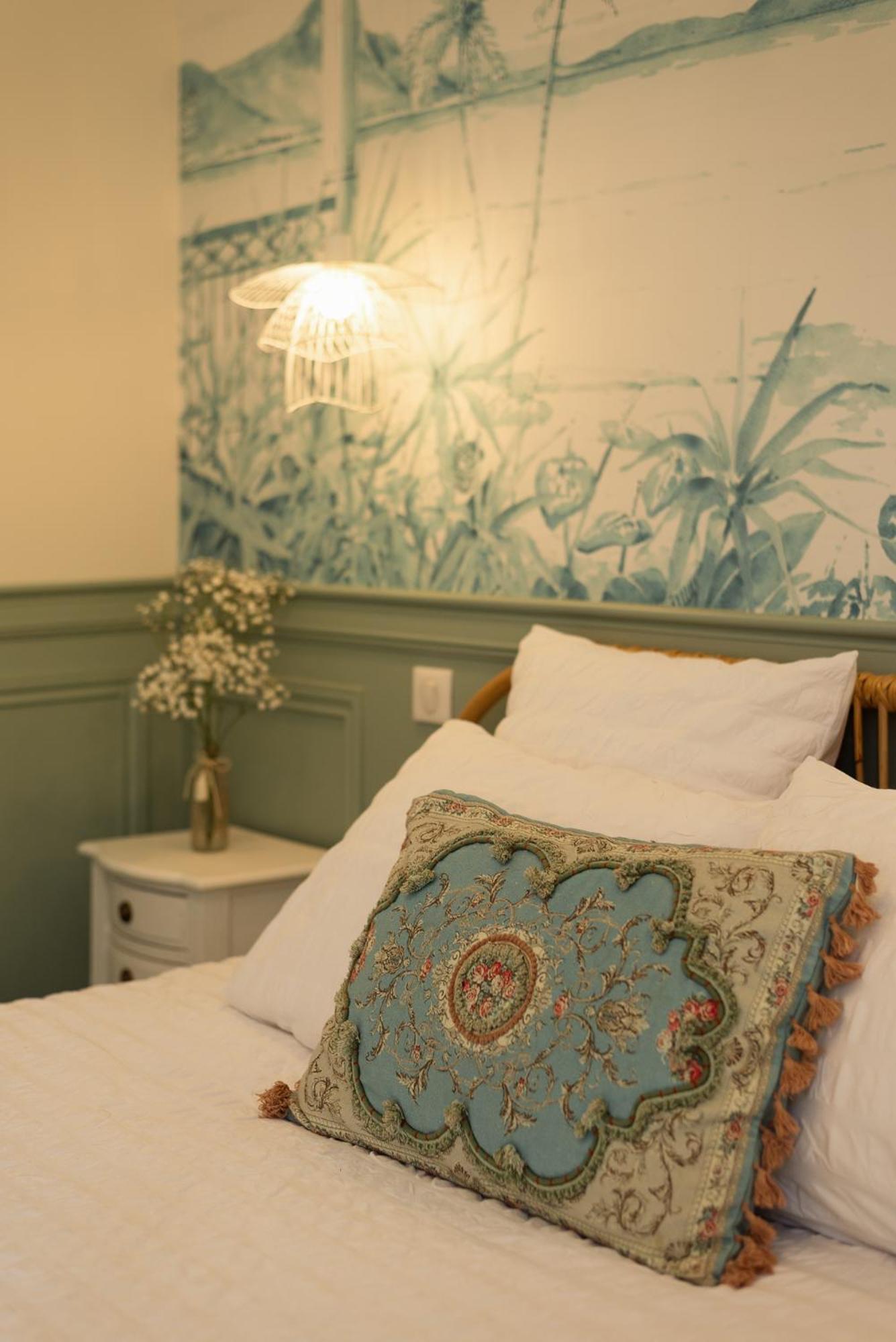 オートワール Manoir De Laroque Delprat Bed & Breakfast エクステリア 写真